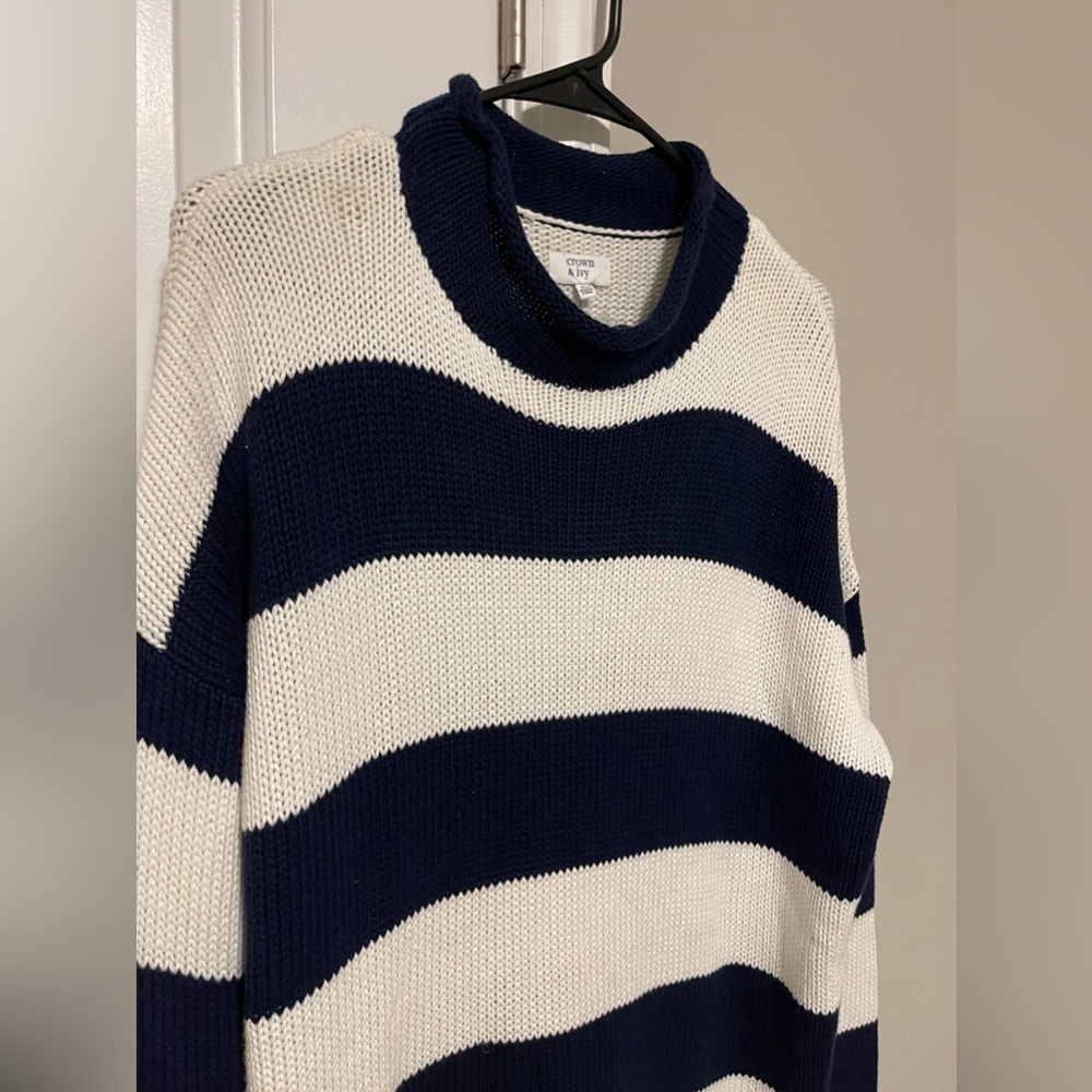 NWT Crown & Ivy Roll Neck Knit Sweater Navy/White - Picture 4 of 5